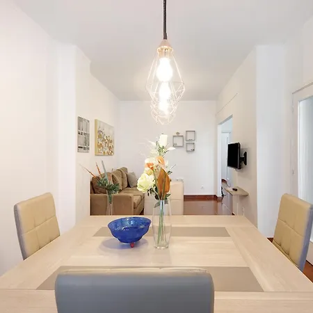 Trindade Centre Apartment *